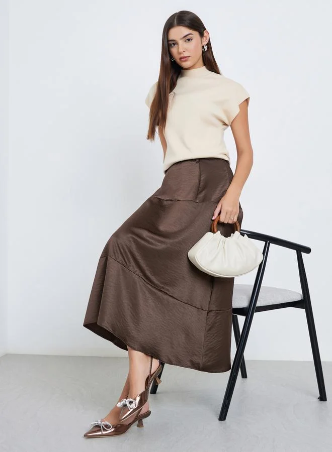 ستايلي تنورة ميدي سادة بكسرات وخصر عالي